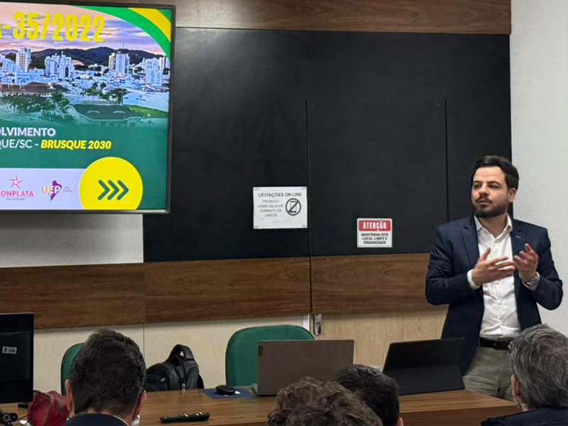 Revisão de Carteira Banco FONPLATA - Blumenau e Brusque - SC