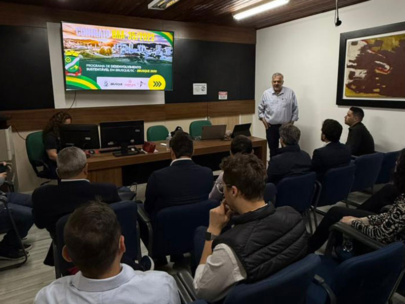Revisão de Carteira Banco FONPLATA - Blumenau e Brusque - SC
